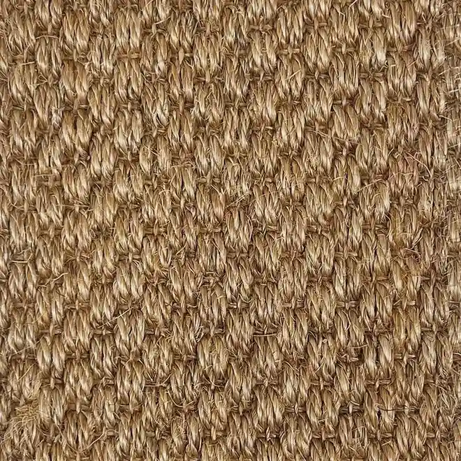 Babylon Wheat – Close-up of golden beige chunky woven sisal carpet