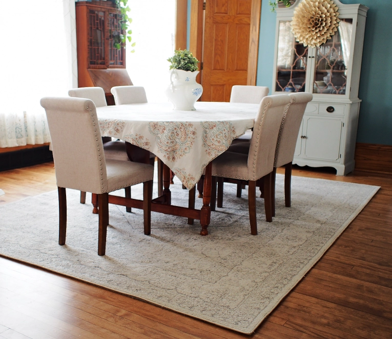 Dining-Room-rug